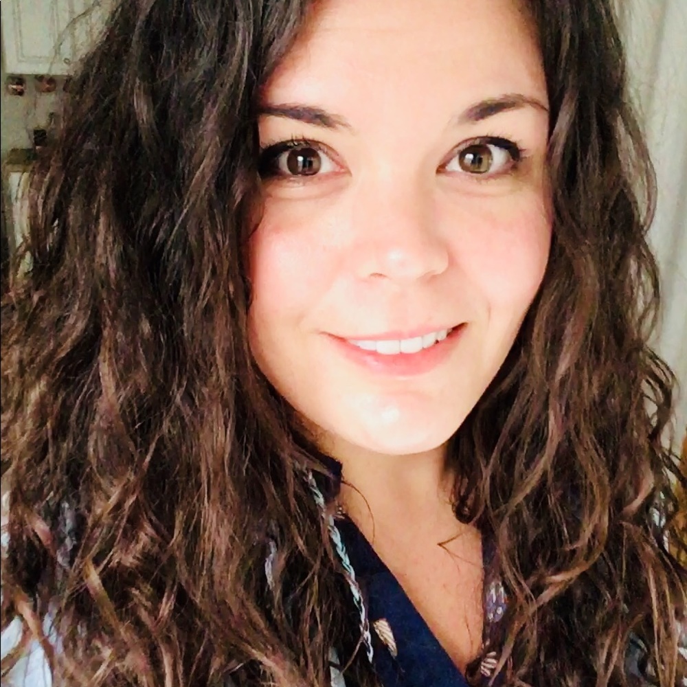Meet your Posher, Liz